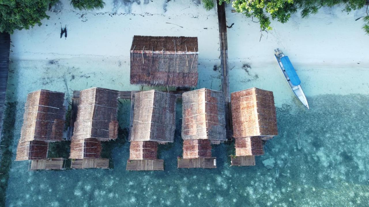 Firdas Bungalows Waisai Buitenkant foto